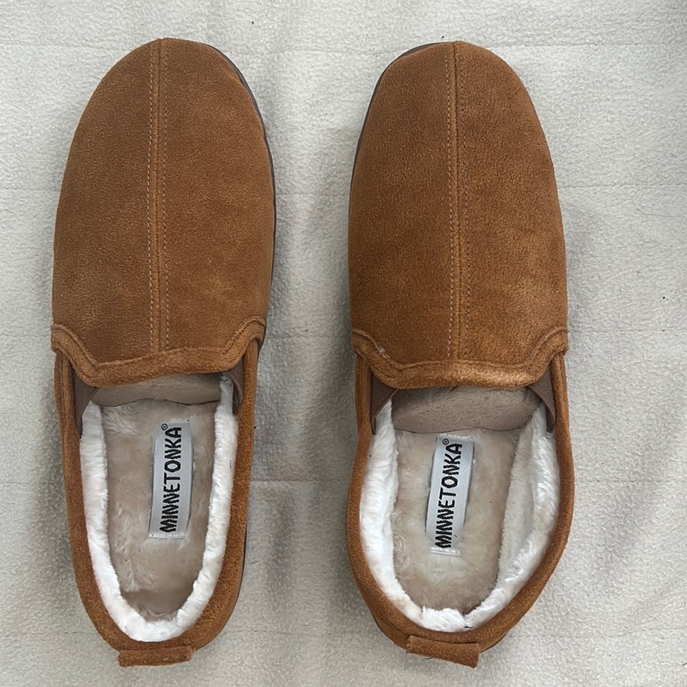 Minnetonka Romeo slippers, indoor/outdoor soles, suede leather, NWOT, size 13